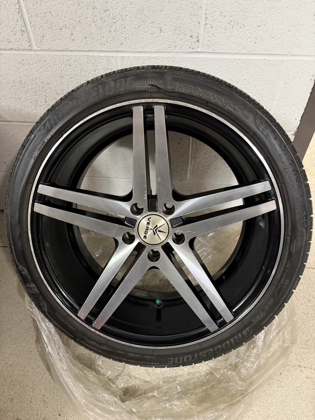 19” Verde V39 Parallax + Bridgestone Turanza QuietTrack - photo 5