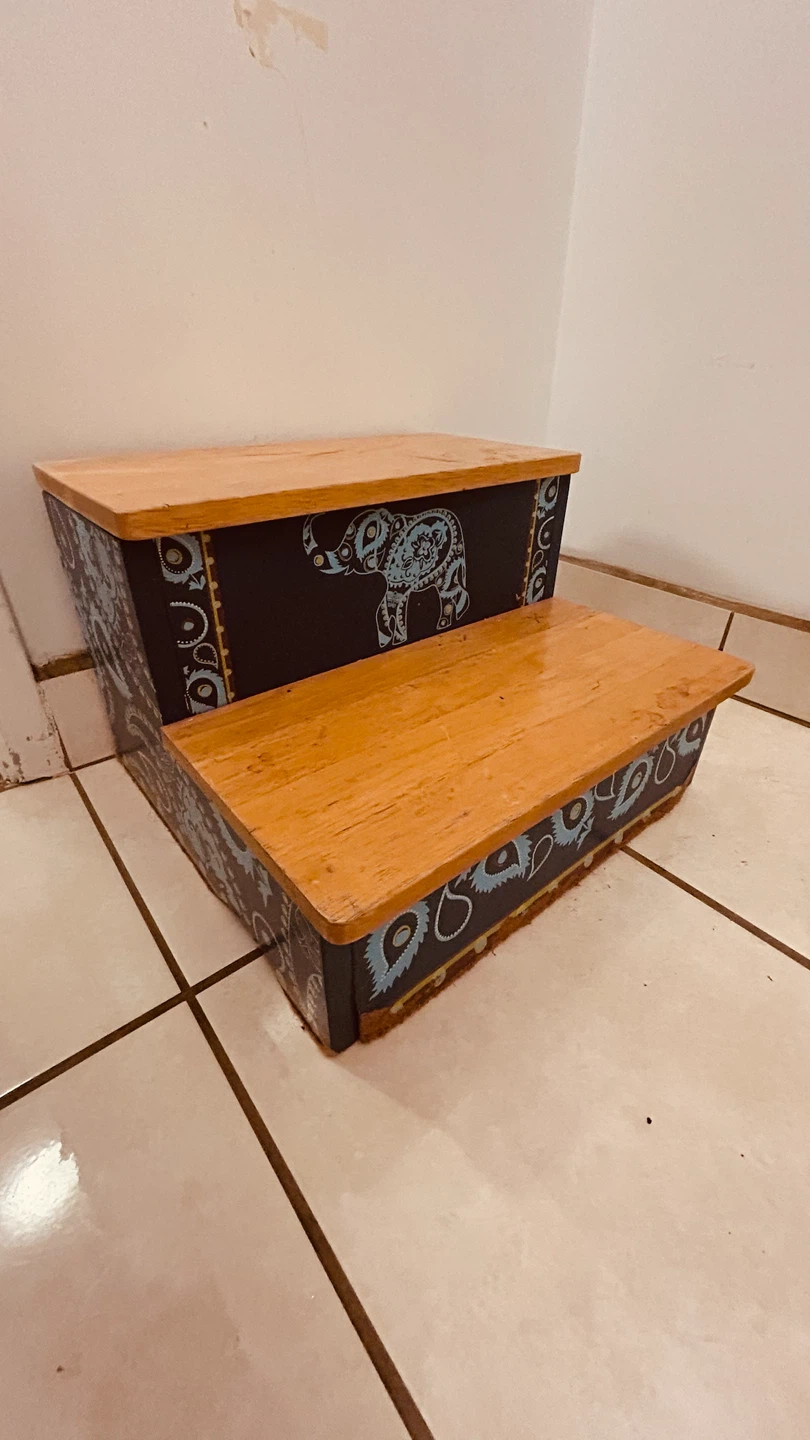 Wooden Two-Tiered Step Stool with Elephant Design & Storage - photo 2