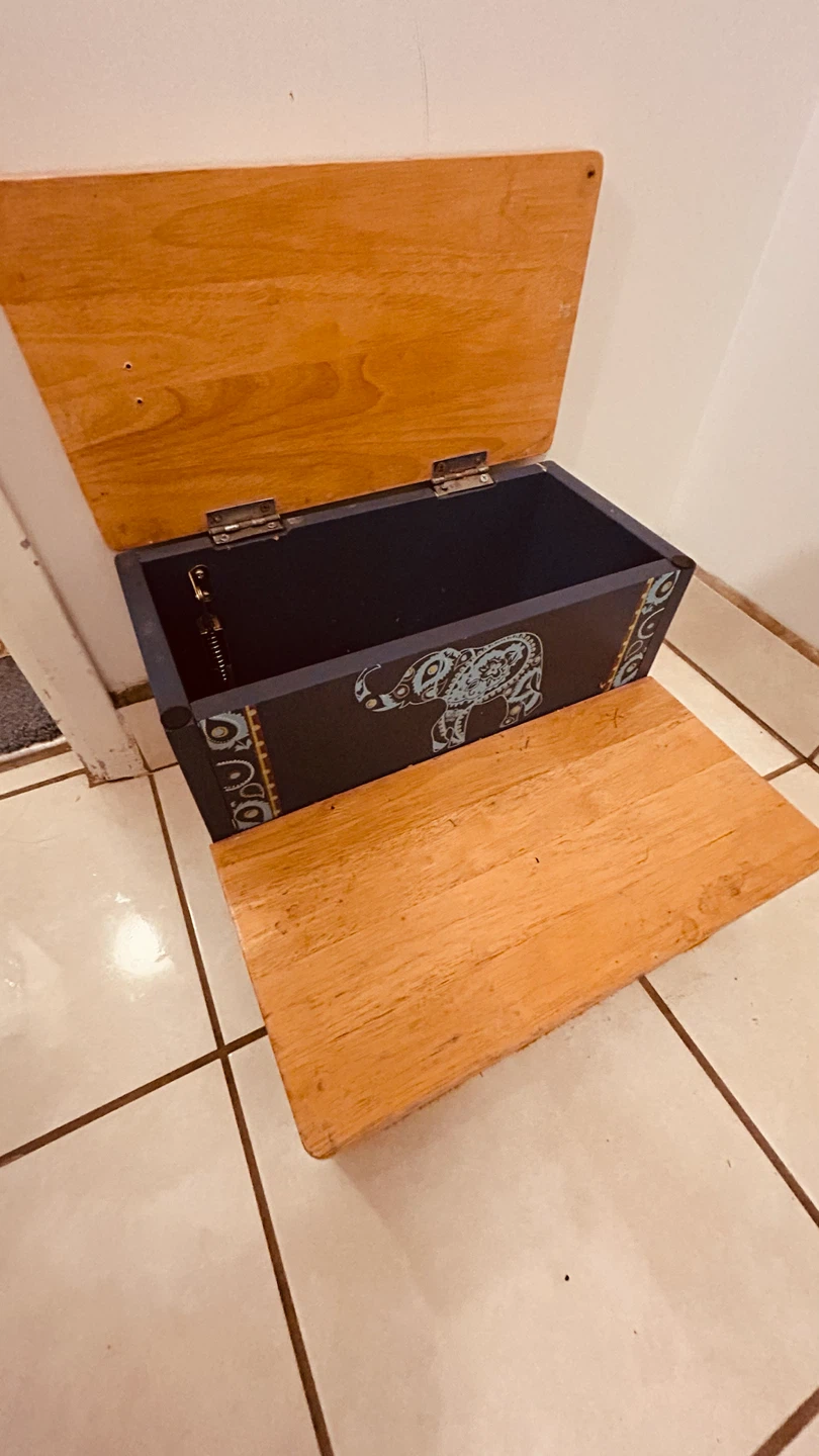 Wooden Two-Tiered Step Stool with Elephant Design & Storage - photo 5