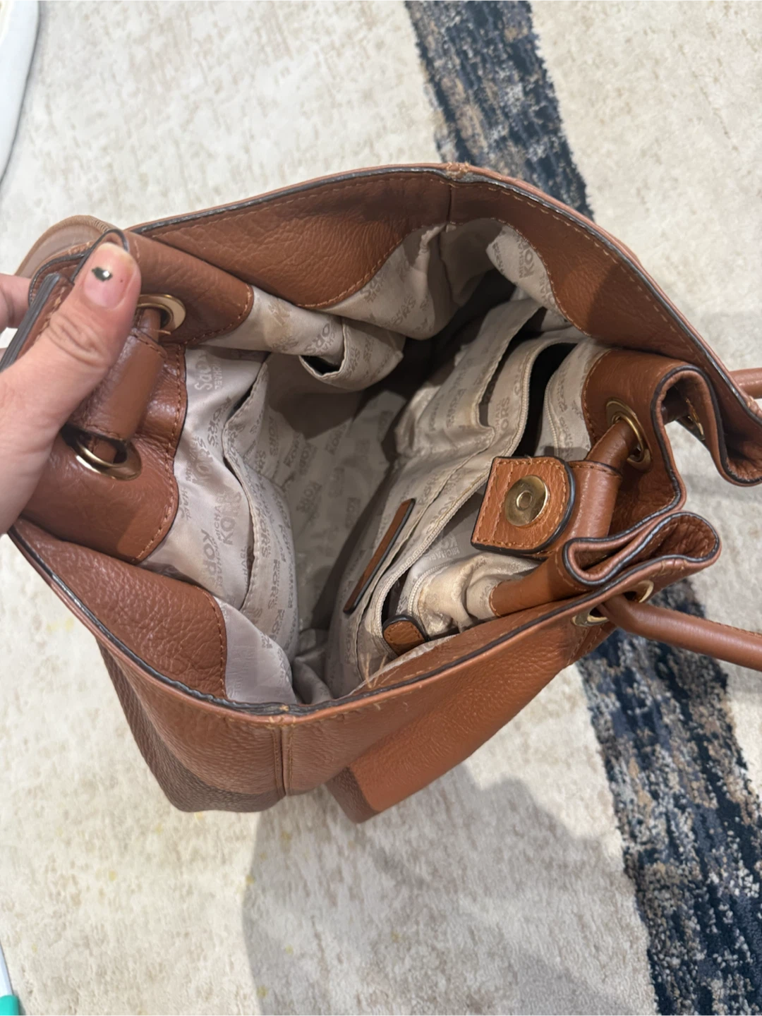 Michael Kors Brown Leather Bucket Bag - photo 4
