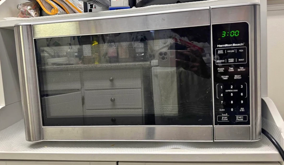 Microwave - photo 2