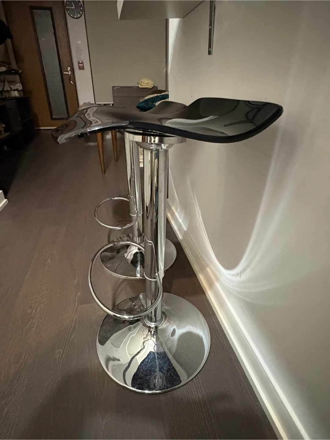 Set of 2 Black Modern Bar Stools - photo 2