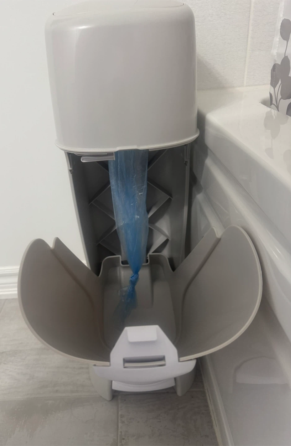 Diaper Genie - photo 2