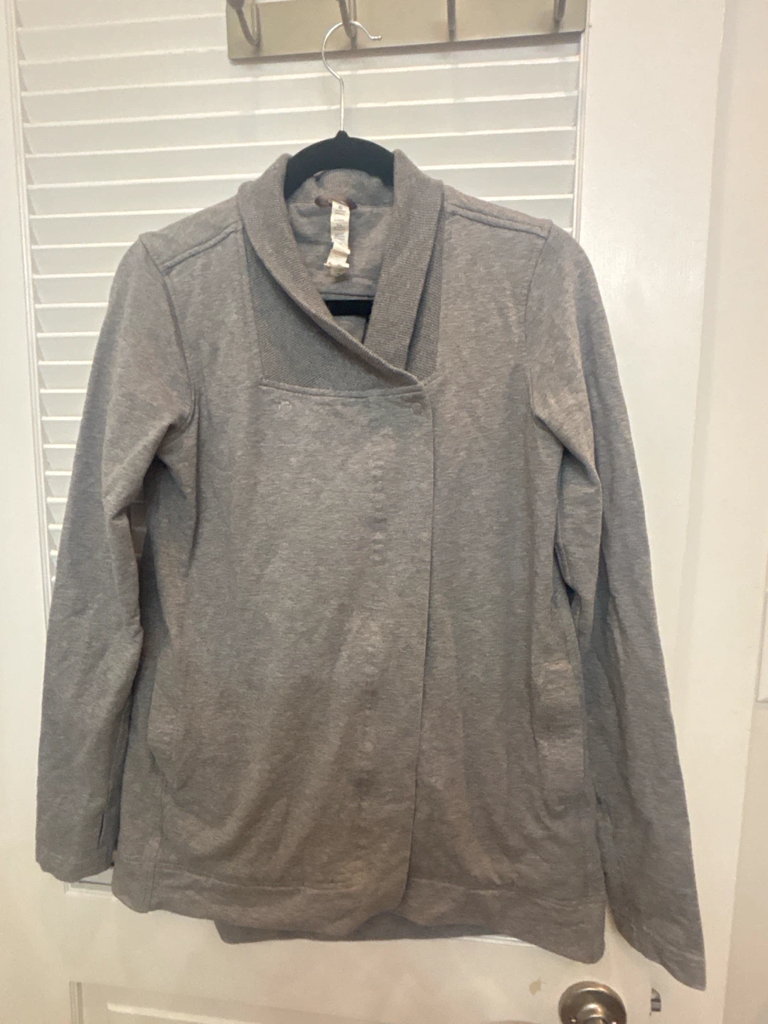 Lululemon Athletica Grey Cardigan Jacket Size 4