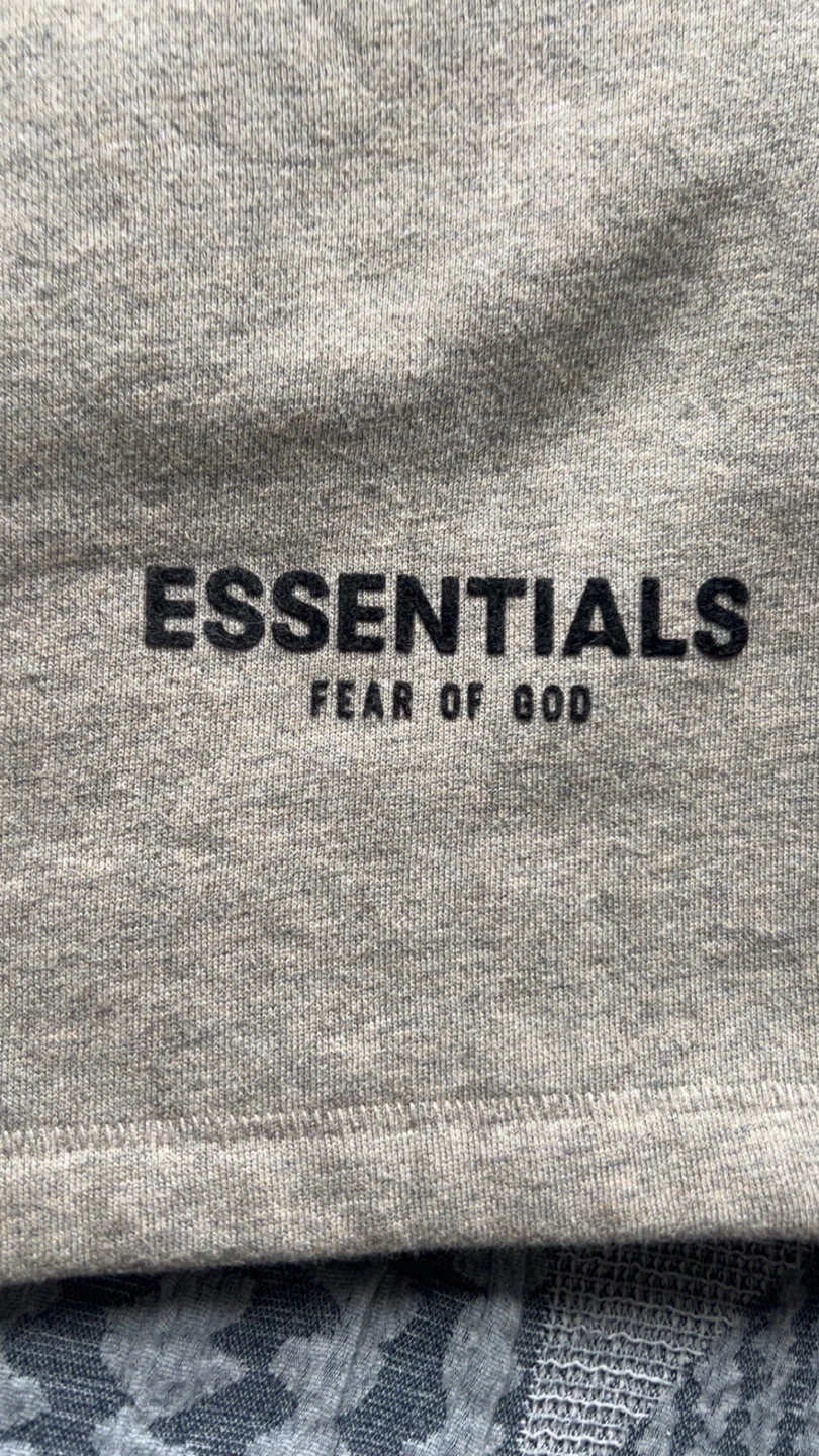 Authentic dark oatmeal essential shorts - photo 2