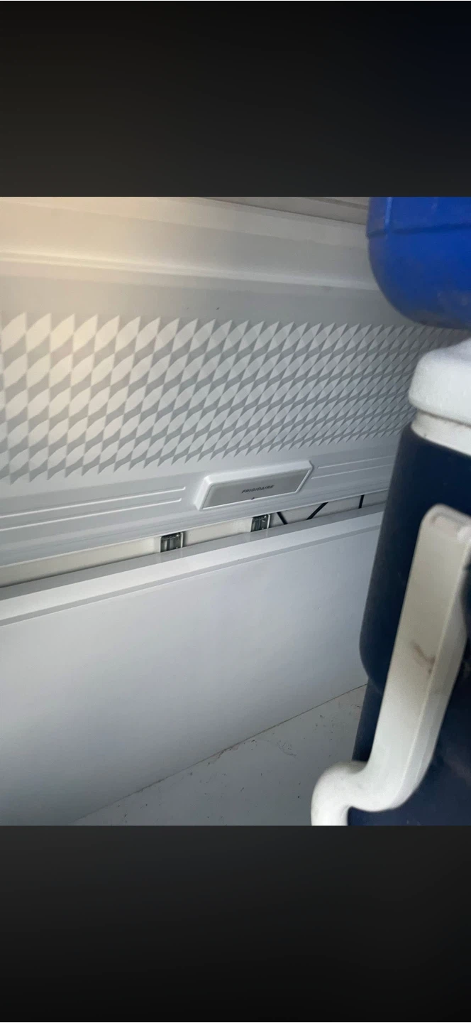 Danby Chest Freezer - photo 5