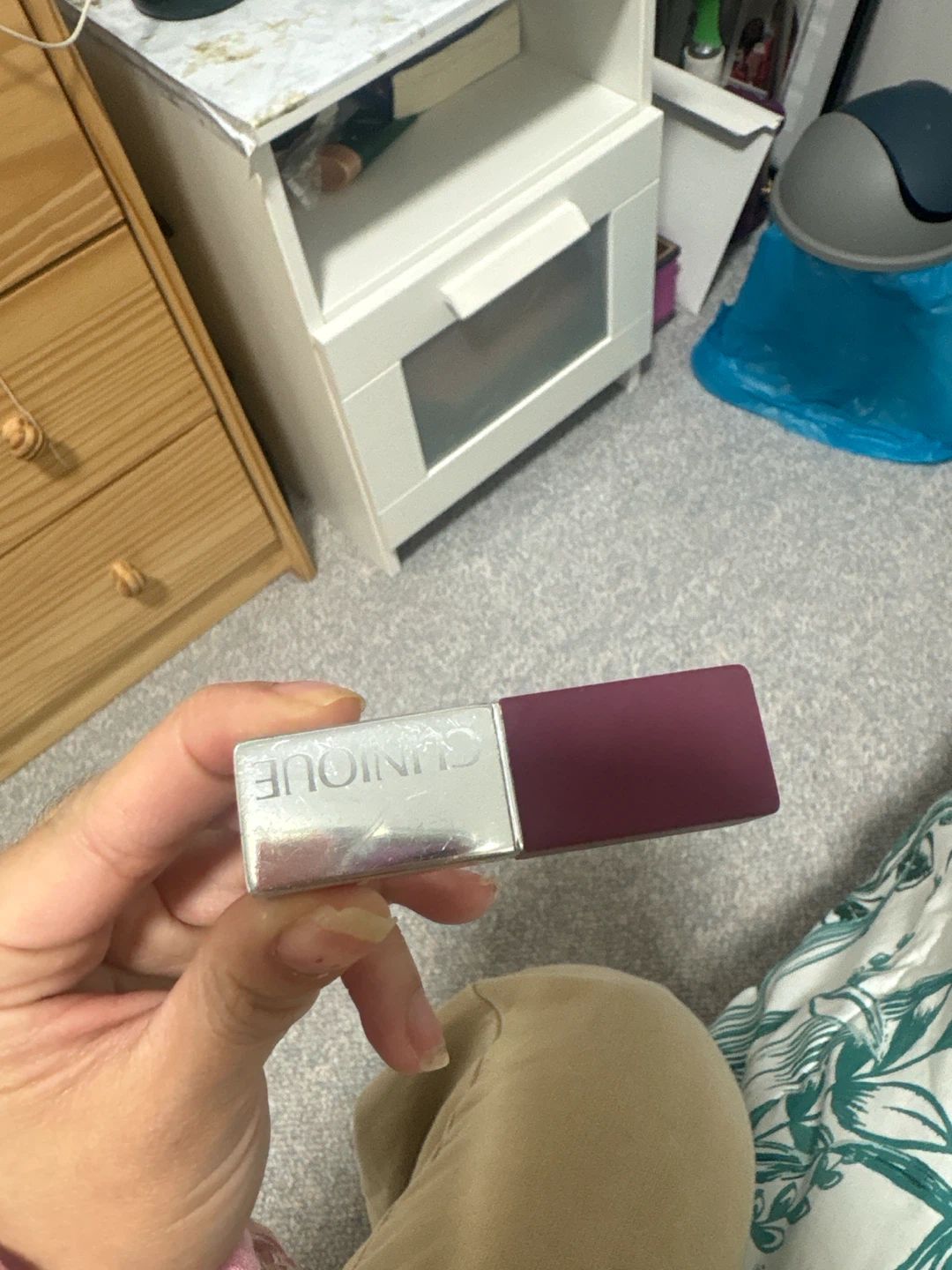 Clinique Lipstick - Plum