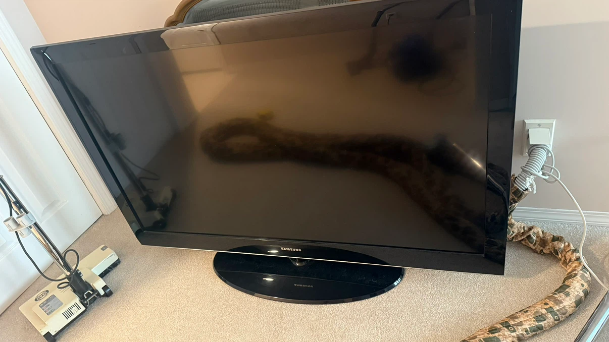 Samsung 52-inch TV