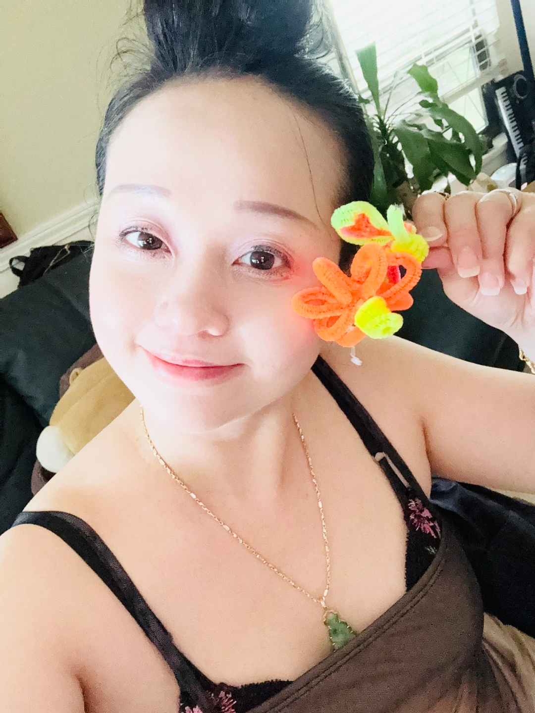 Pipe Cleaner Flower Decoration - photo 3