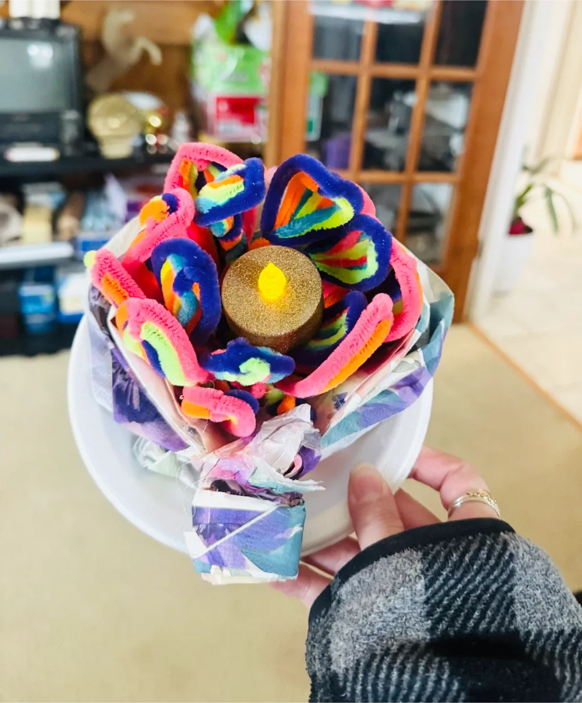 Handmade Pipe Cleaner Flower with Candle - photo 2