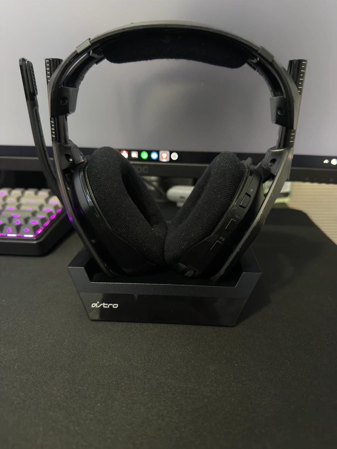 Astro A50 Wireless Gaming Headset with Base Station - photo 3