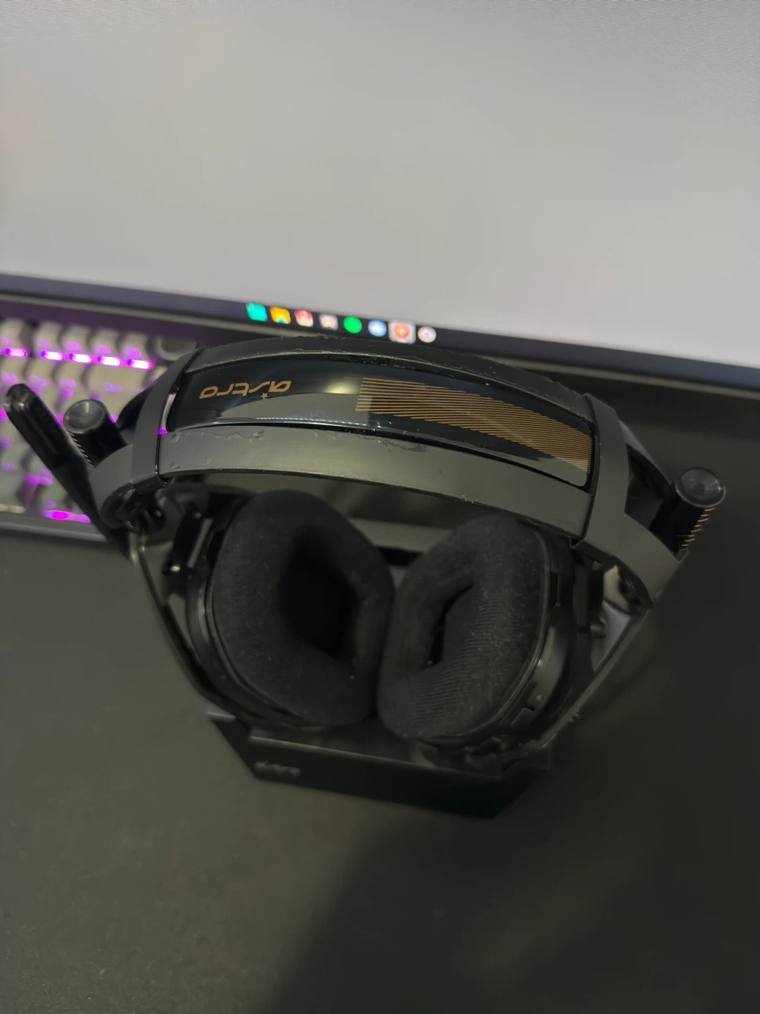 Astro A50 Wireless Gaming Headset with Base Station - photo 4
