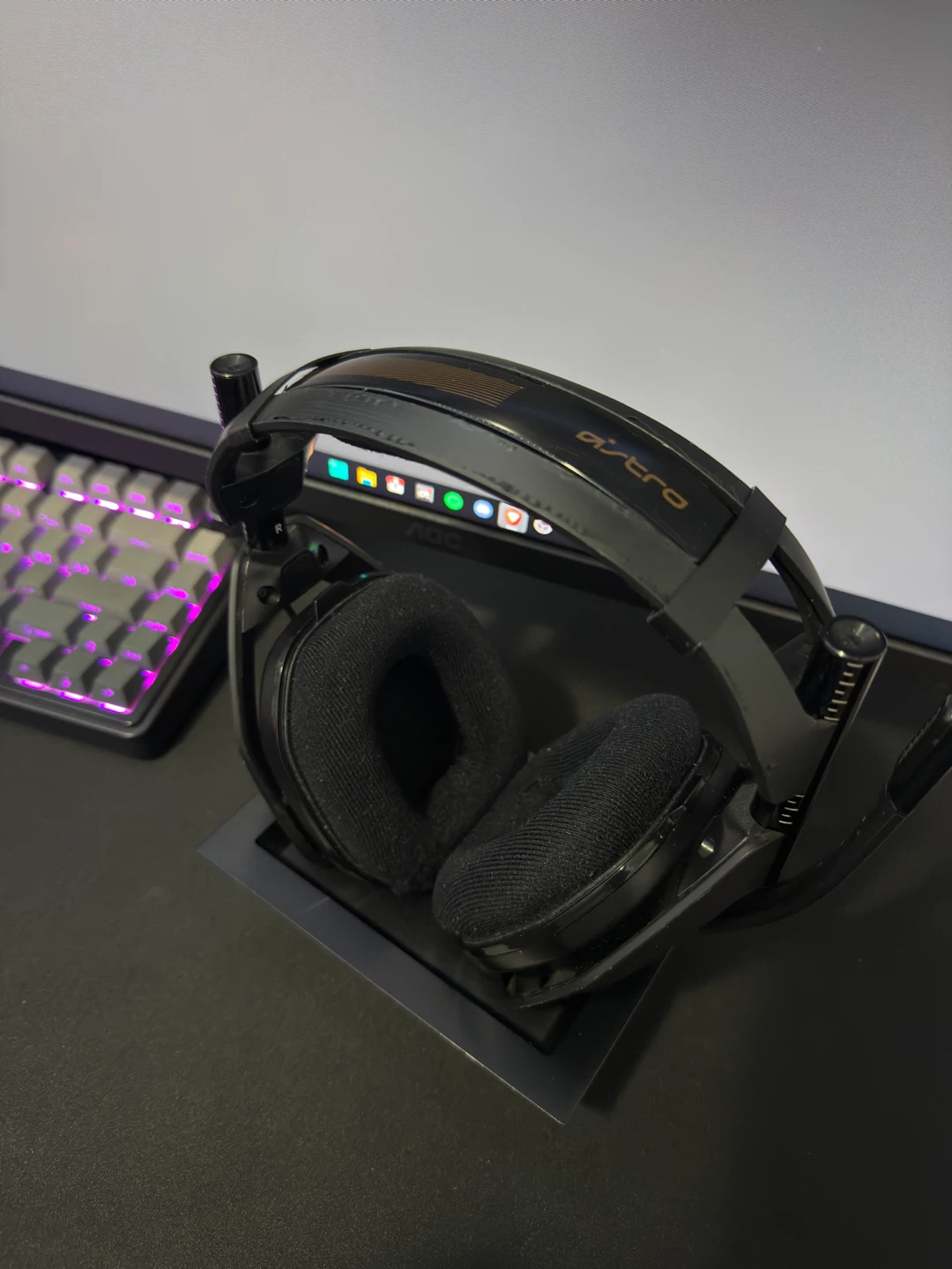 Astro A50 Wireless Gaming Headset with Base Station - photo 5