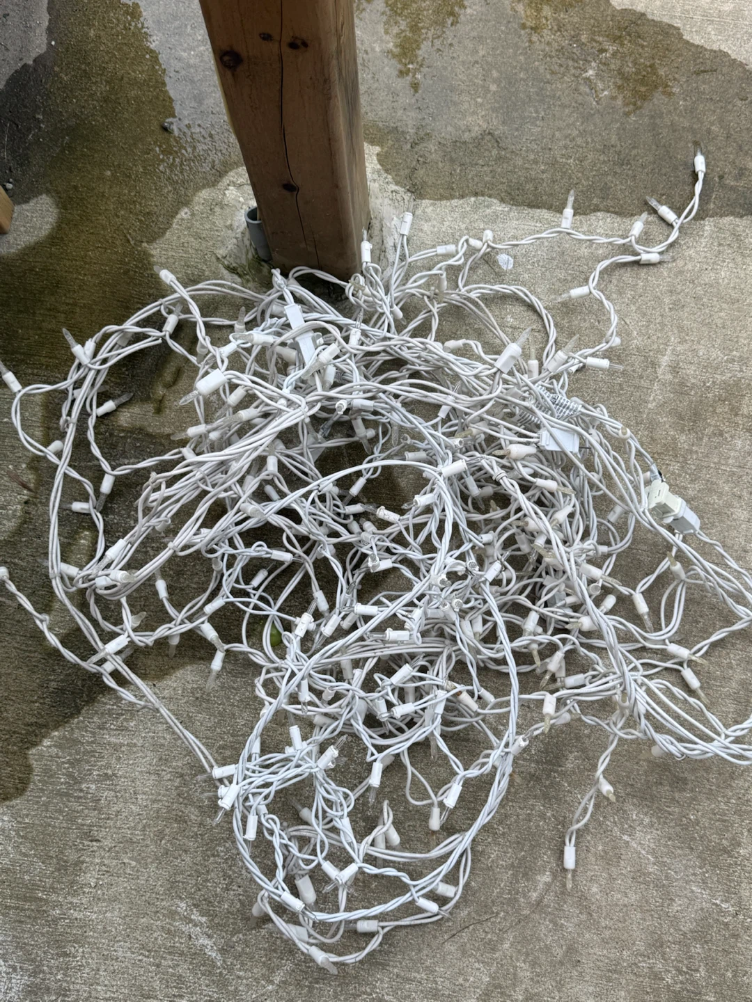 LOT: 100+ft christmas outdoor lights, solar outdoor lights - photo 2