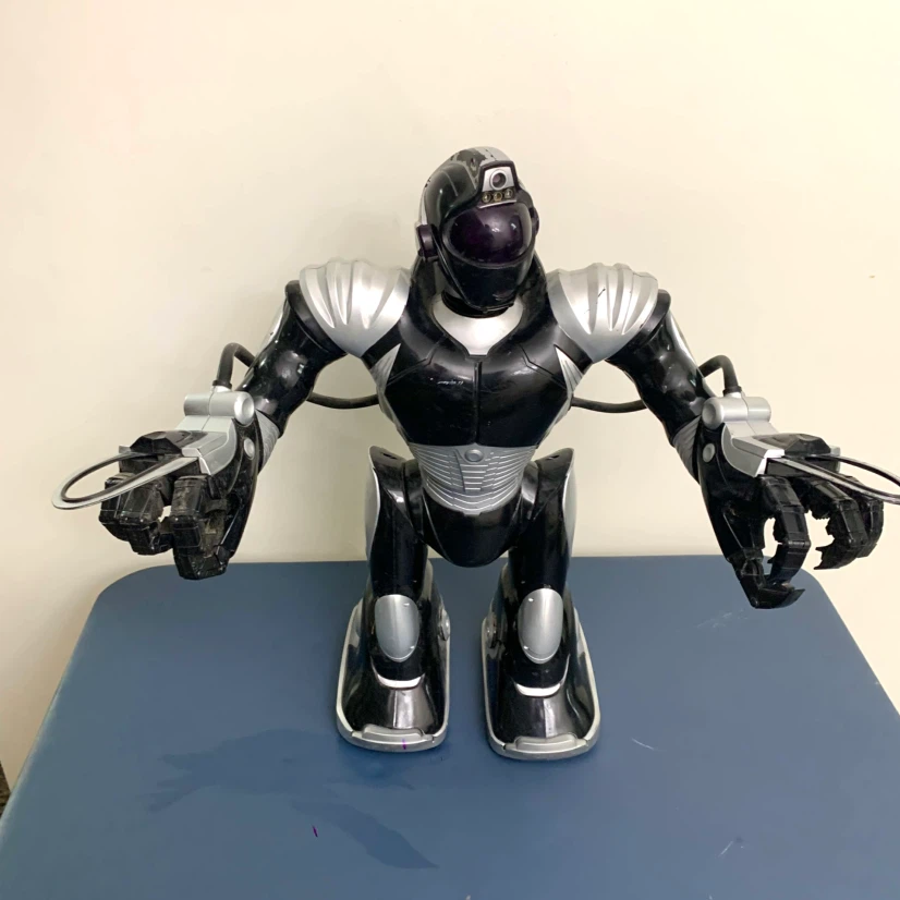 WowWee Robosapien Robot Toy Moveable Limbs Toy (No Controller) - photo 3