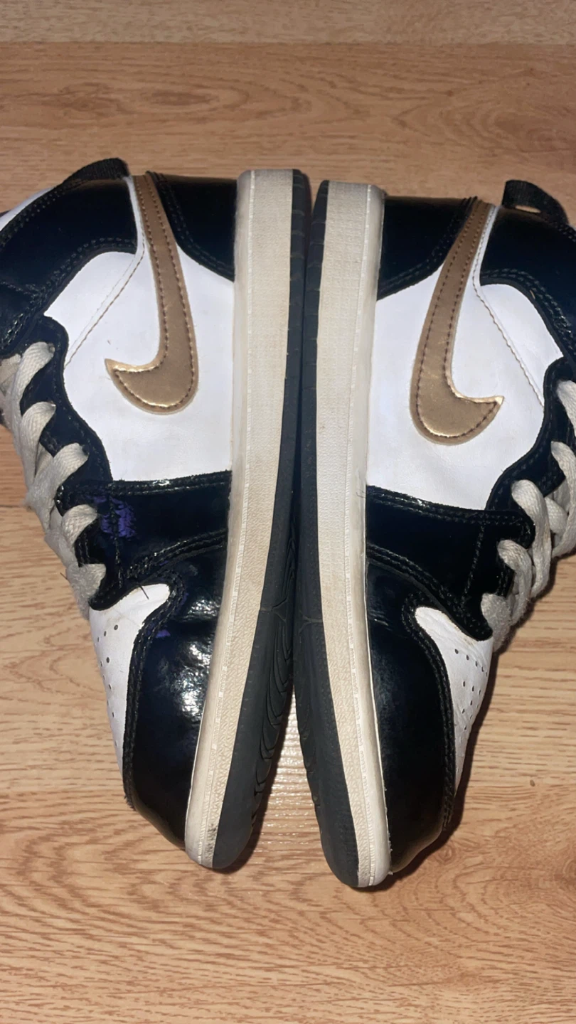 Size 2y Jordan 1 10$ - photo 4