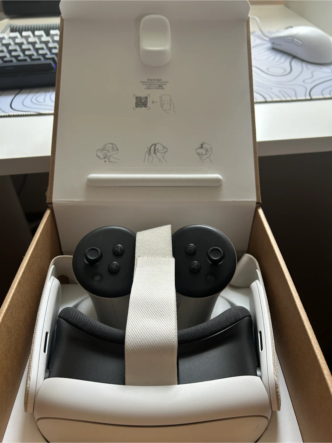 Vr quest 3 headset - photo 2