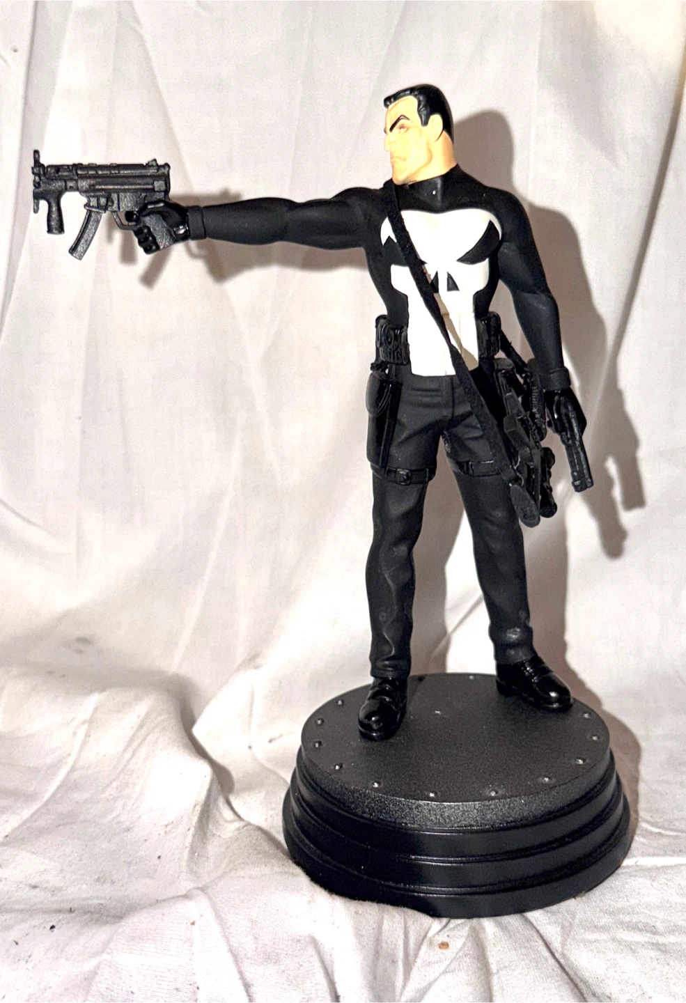 Bowen Designs Marvel The Punisher Mini Statue - photo 2