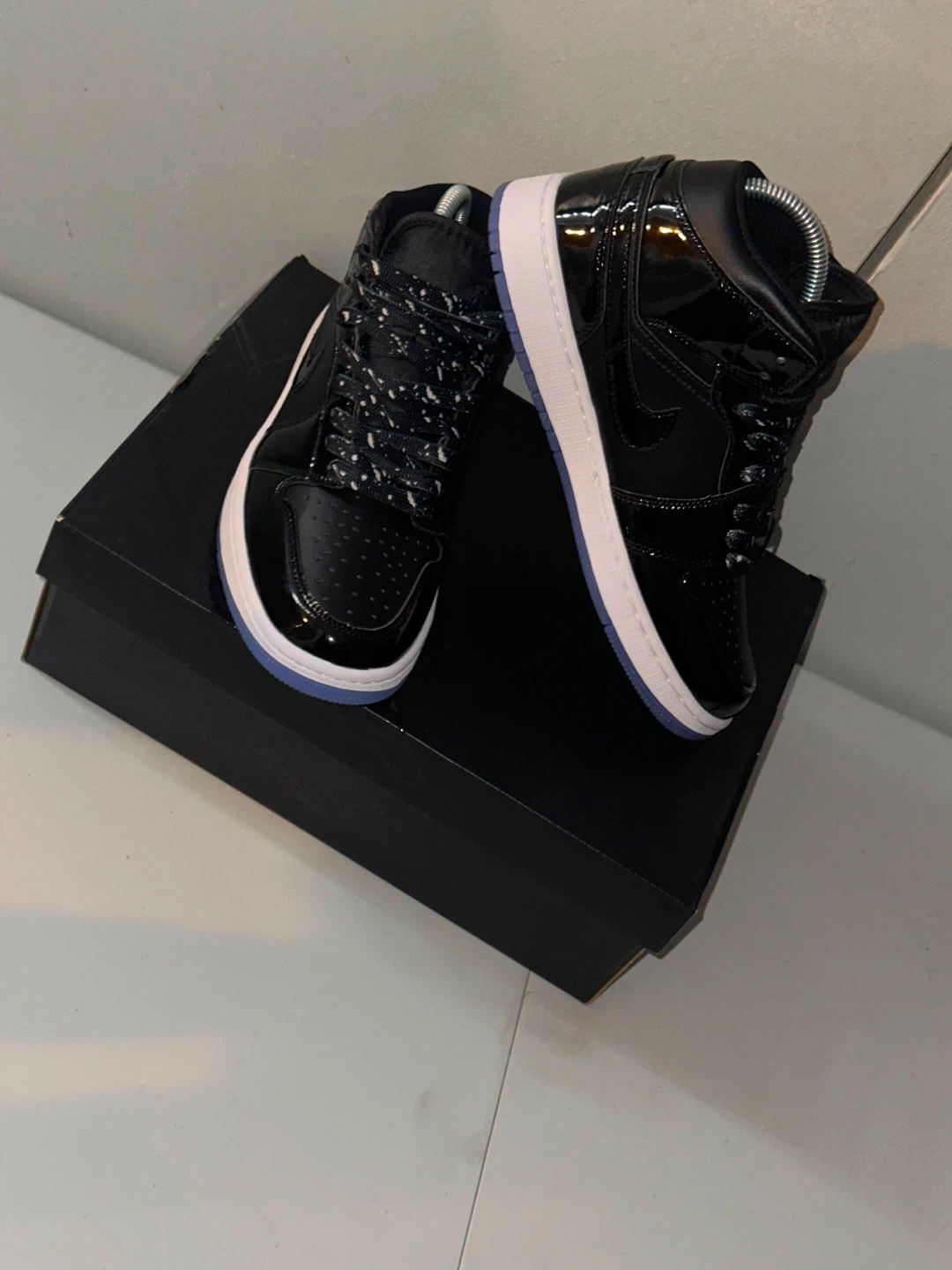 Air Jordan 1 Mid Black Patent Size 10