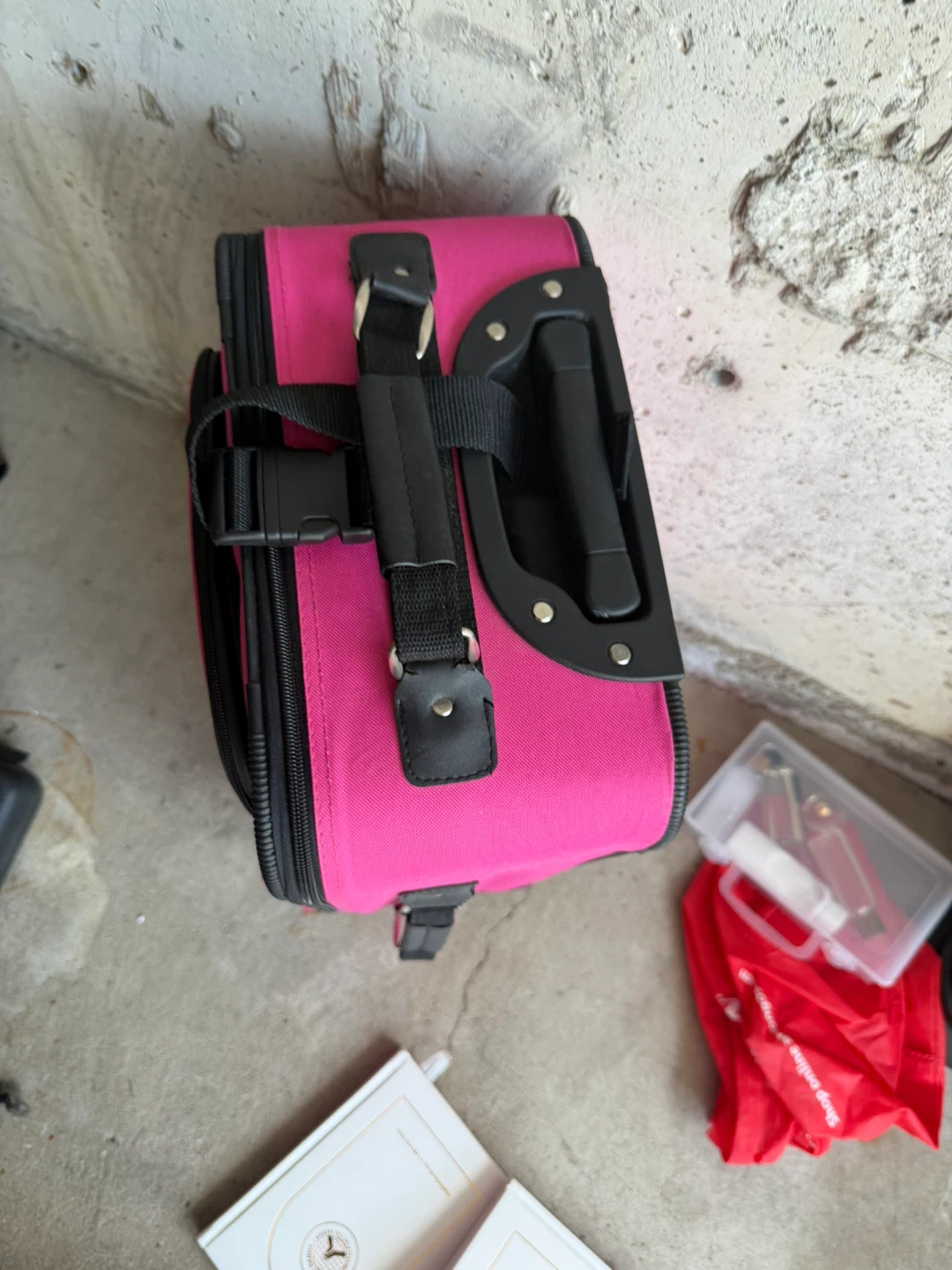 Cambridge by Travelway Pink Spinner Suitcase - photo 3