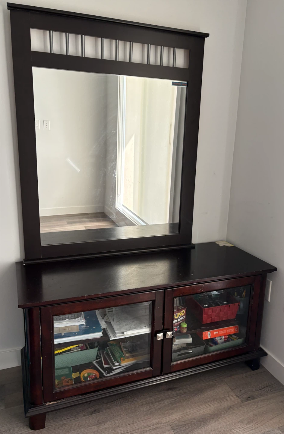TV stand with detachable mirror