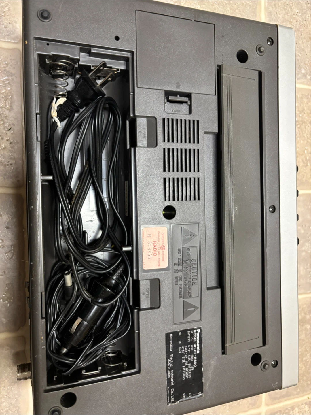 Panasonic RF-B600 Short Wave Receiver - photo 5