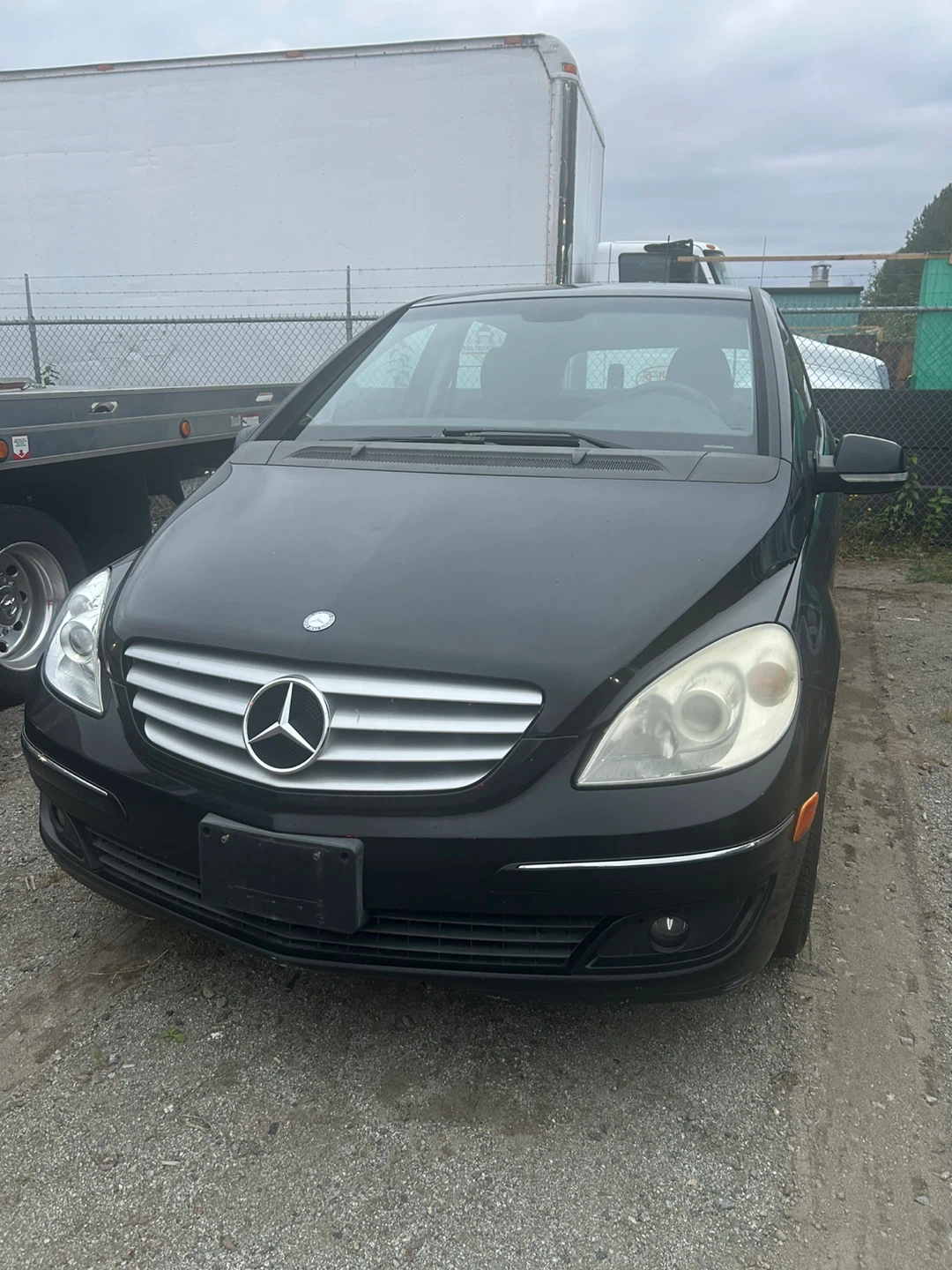 Mercedes-Benz B-Class Black