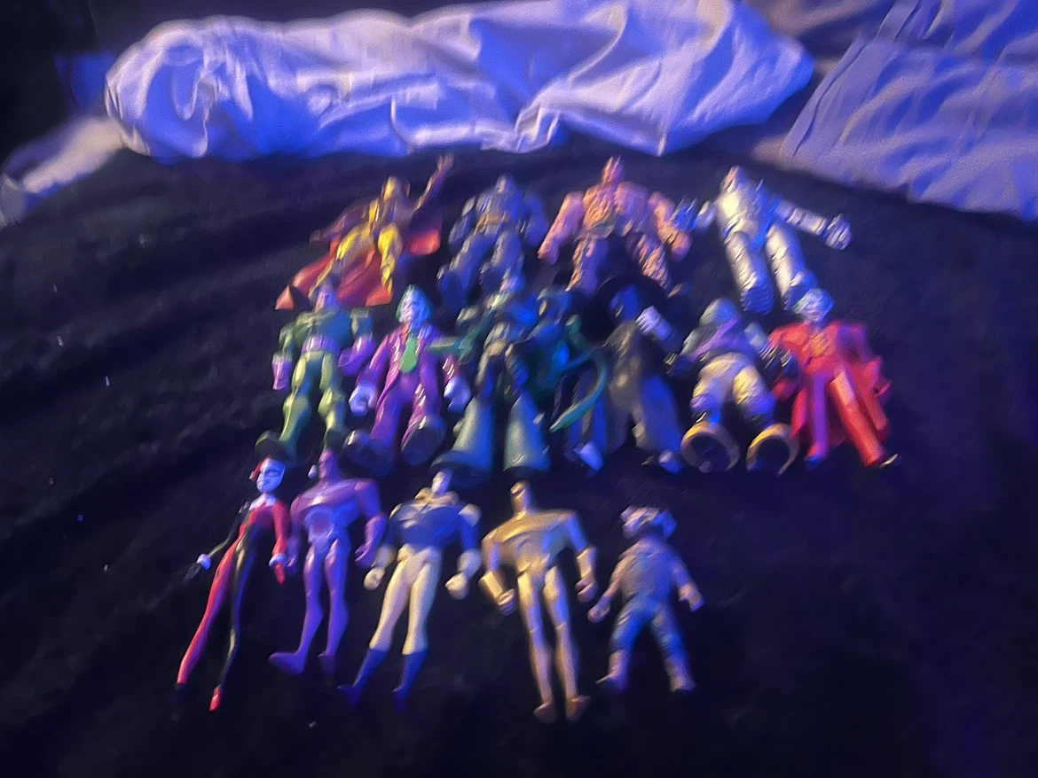 Assorted DC Comics & Marvel Action Figure lot - photo 5