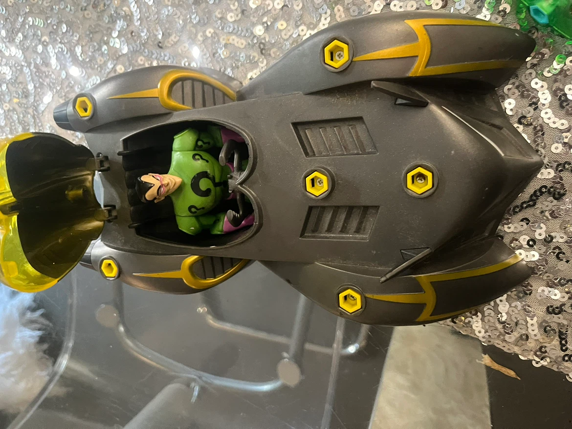 Batman Batmobile and Figures Set - photo 4