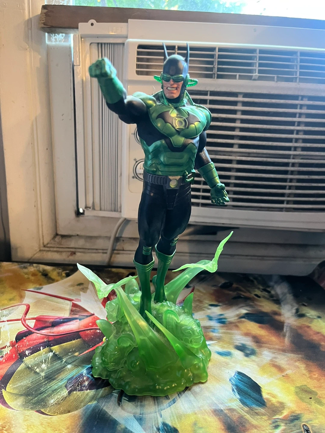 Dawnbreaker Batman statue