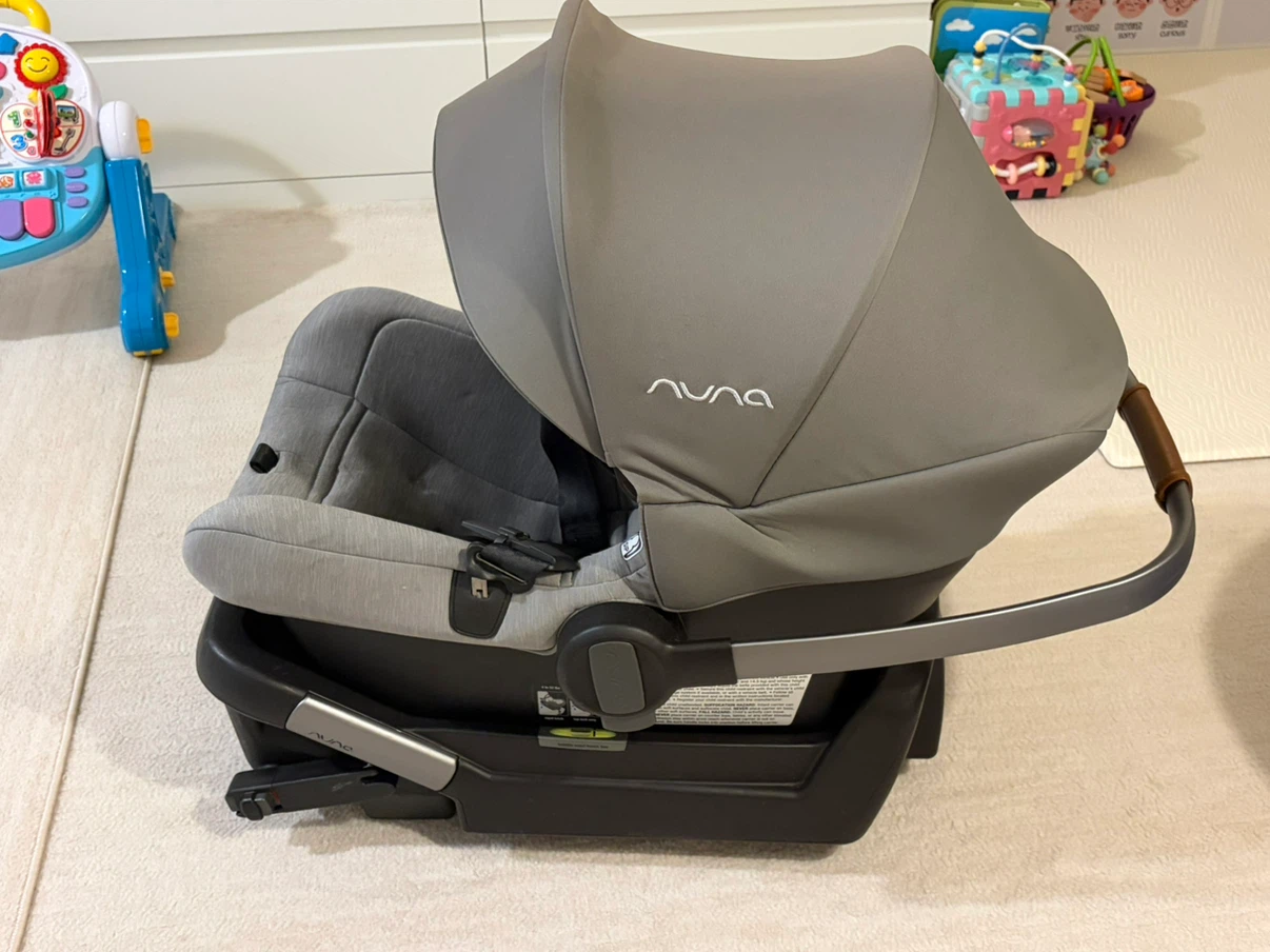 Nuna Pipa Lite Infant Car Seat with base - photo 2