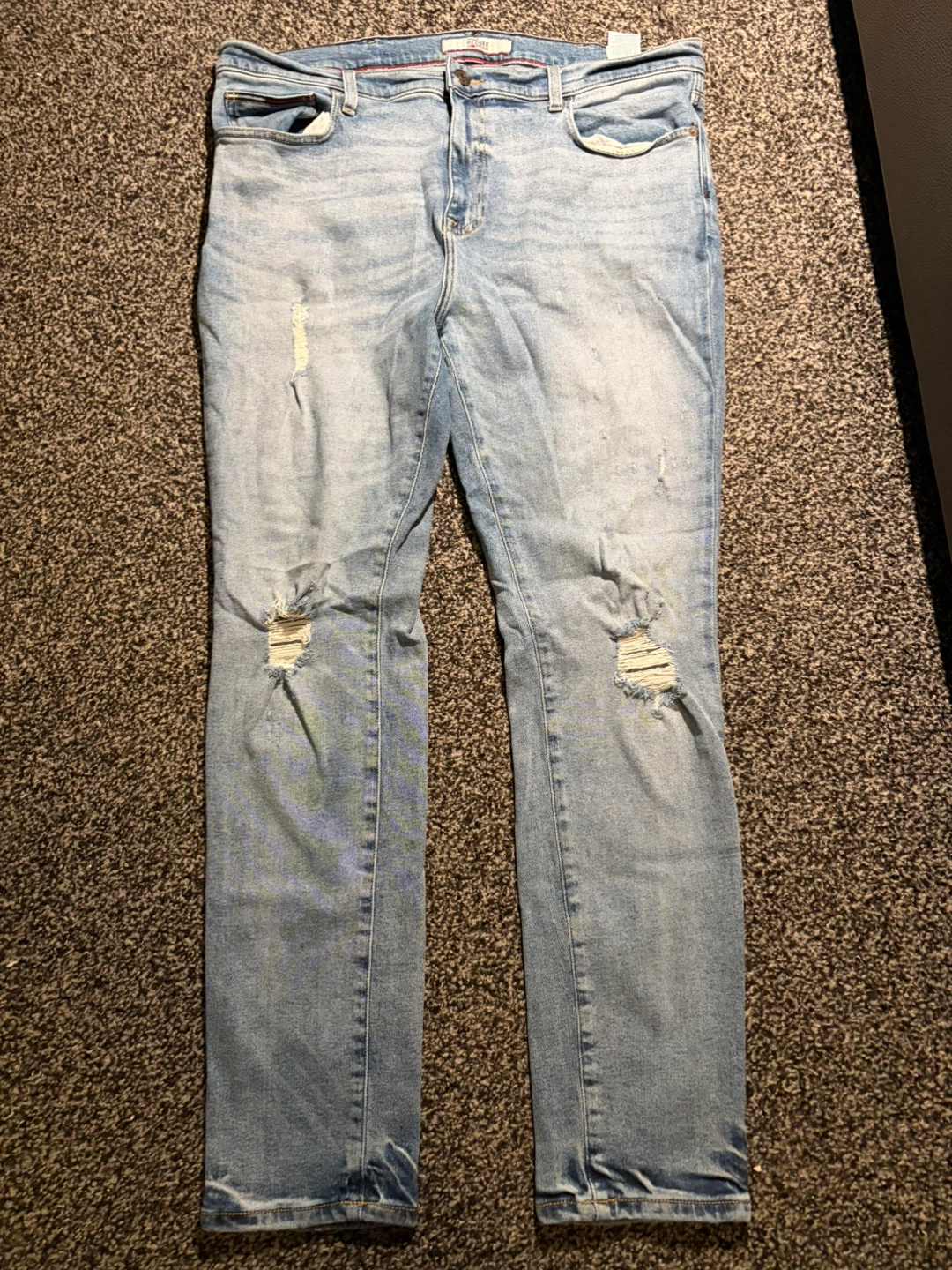 Tommy Hilfiger  Light Wash Jeans