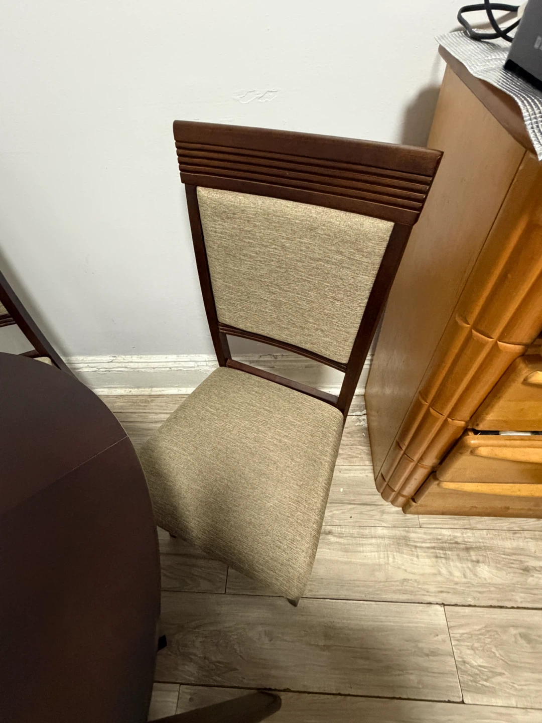 Round Dining Table with 4 Chairs - photo 2