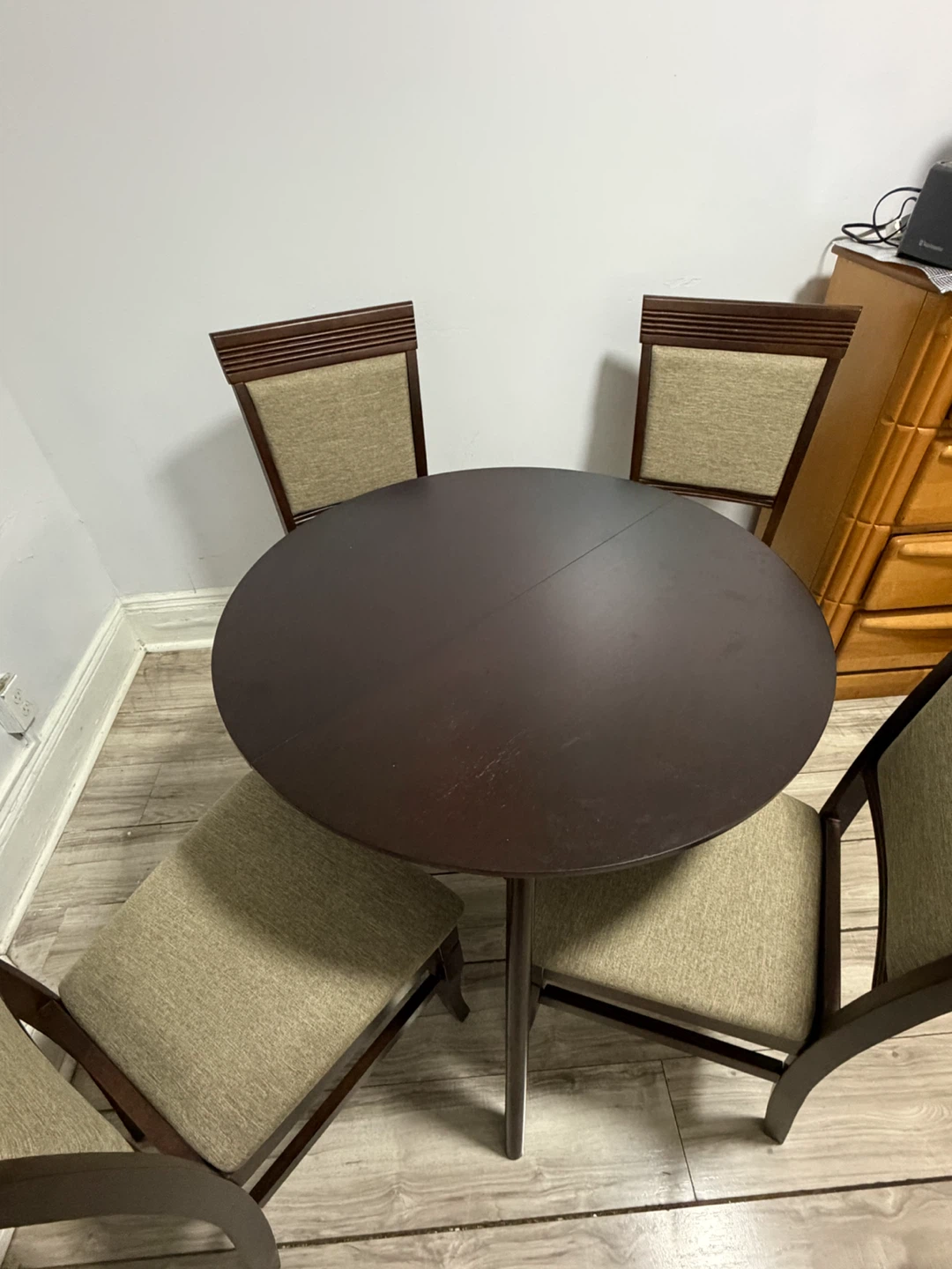 Round Dining Table with 4 Chairs - photo 3
