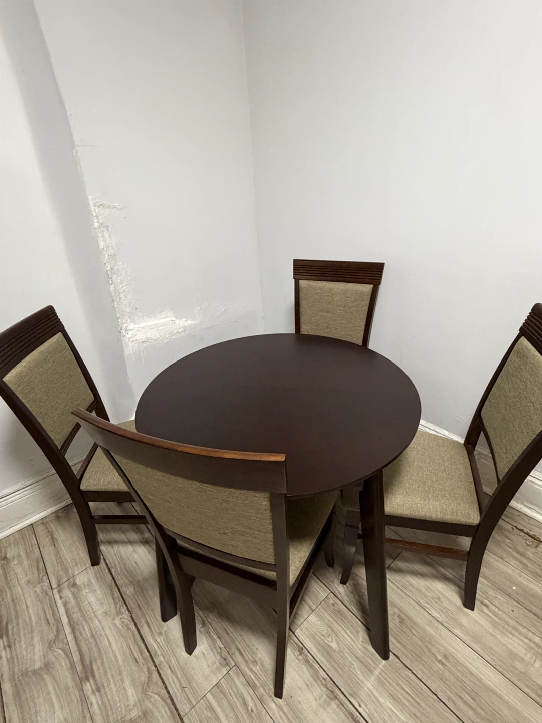 Round Dining Table with 4 Chairs - photo 5