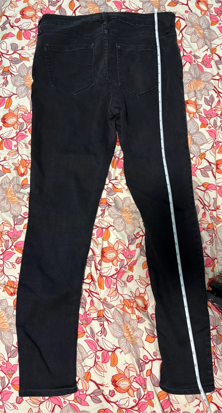 Black Old Navy Super Skinny Jeans - photo 2