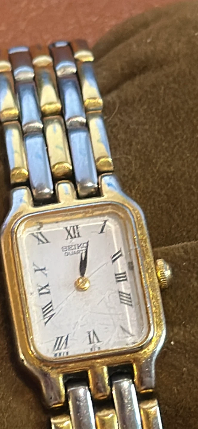 Vintage Seiko Quartz Tank Watch - photo 2