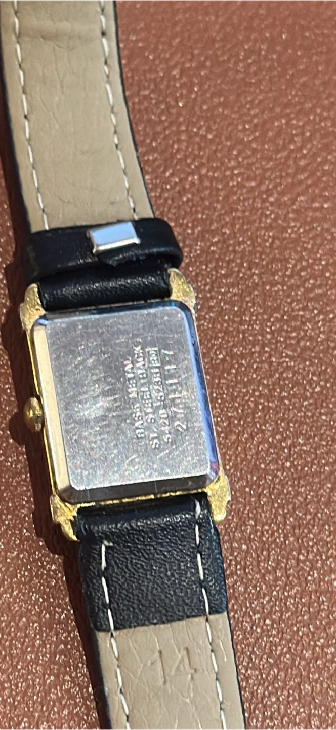 Seiko Gold Tone Quartz Watch - photo 2