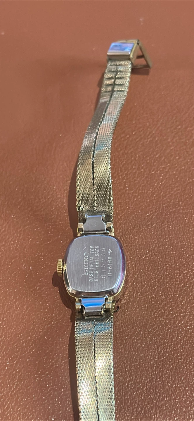 Vintage Seiko Women's Gold-Tone Watch - photo 2