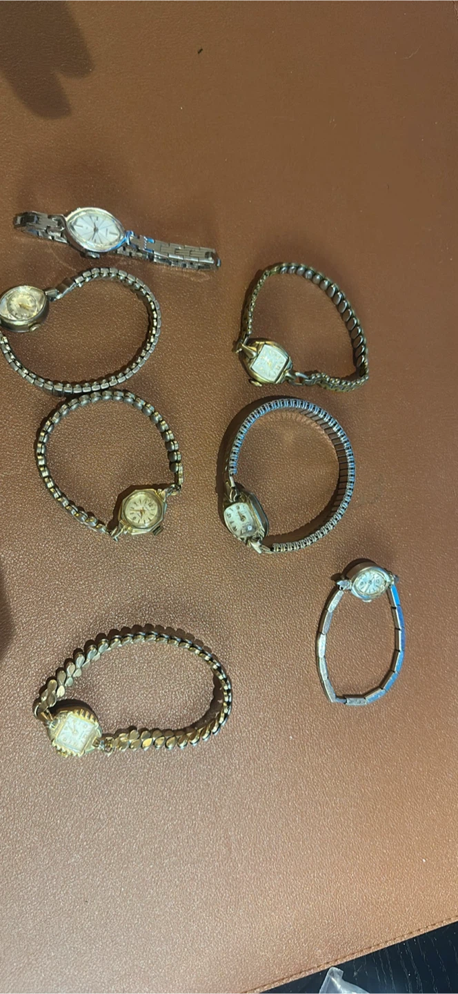 Collection of 6 Vintage Ladies Wristwatches