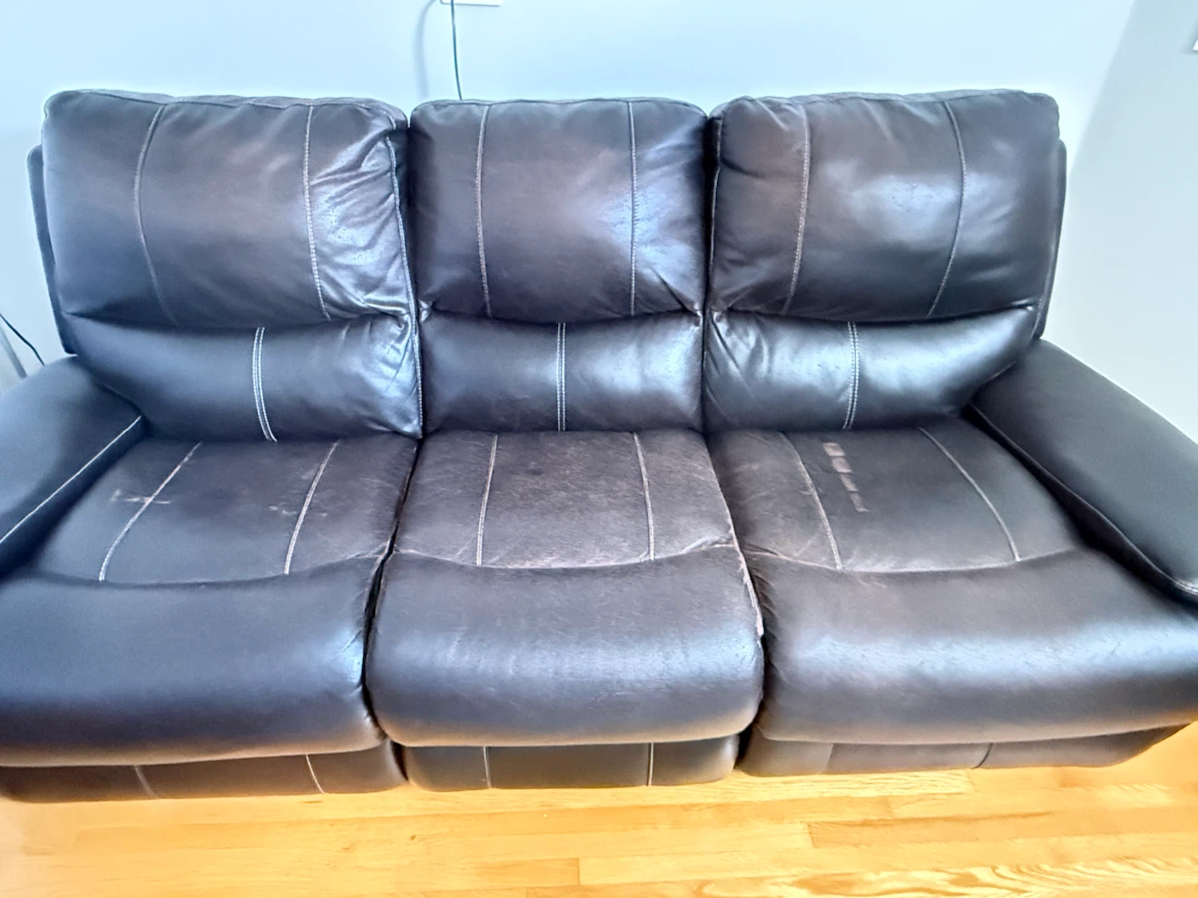 Recliner sofa and 1 chair - photo 2
