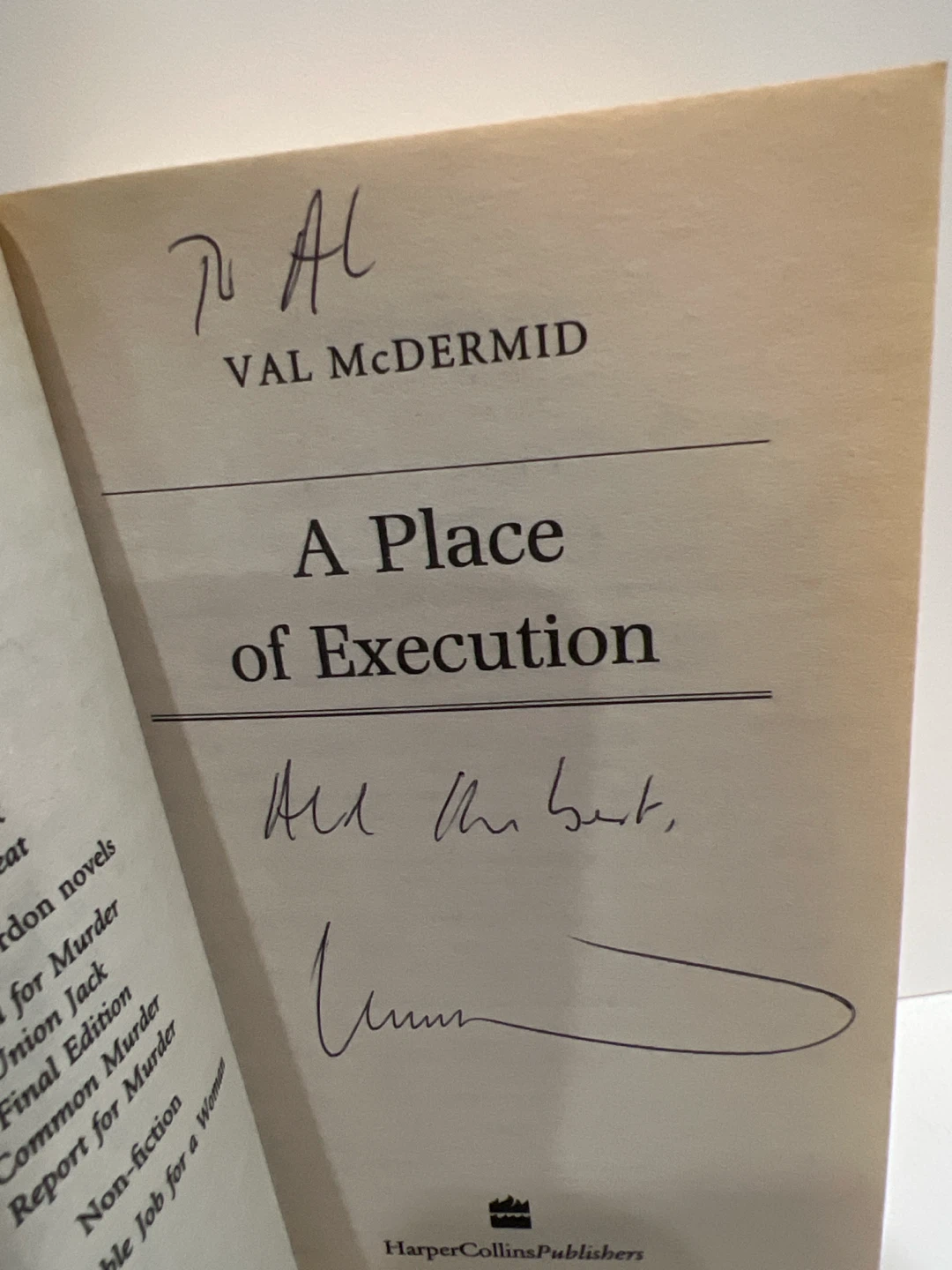 Val McDermid A Place of Execution Signed Book - photo 2