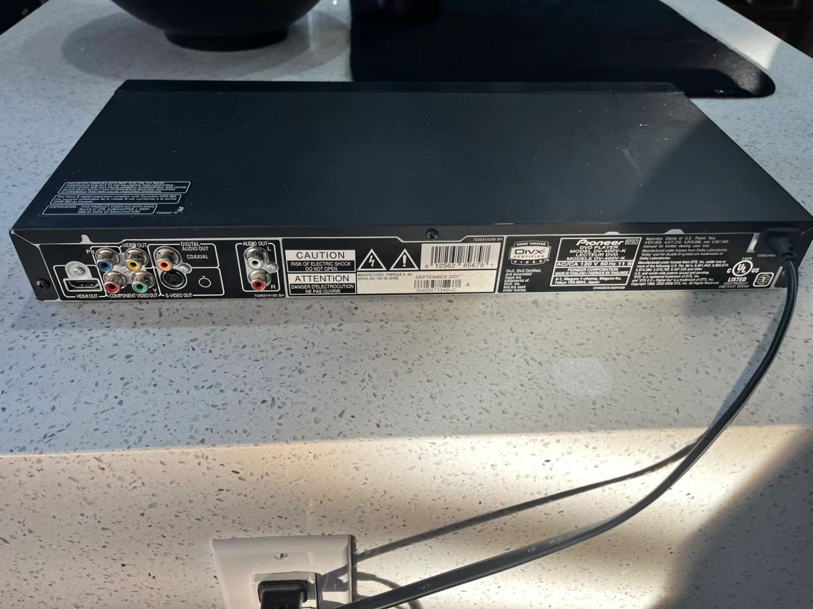 Pioneer DV-400V DVD Player - photo 3