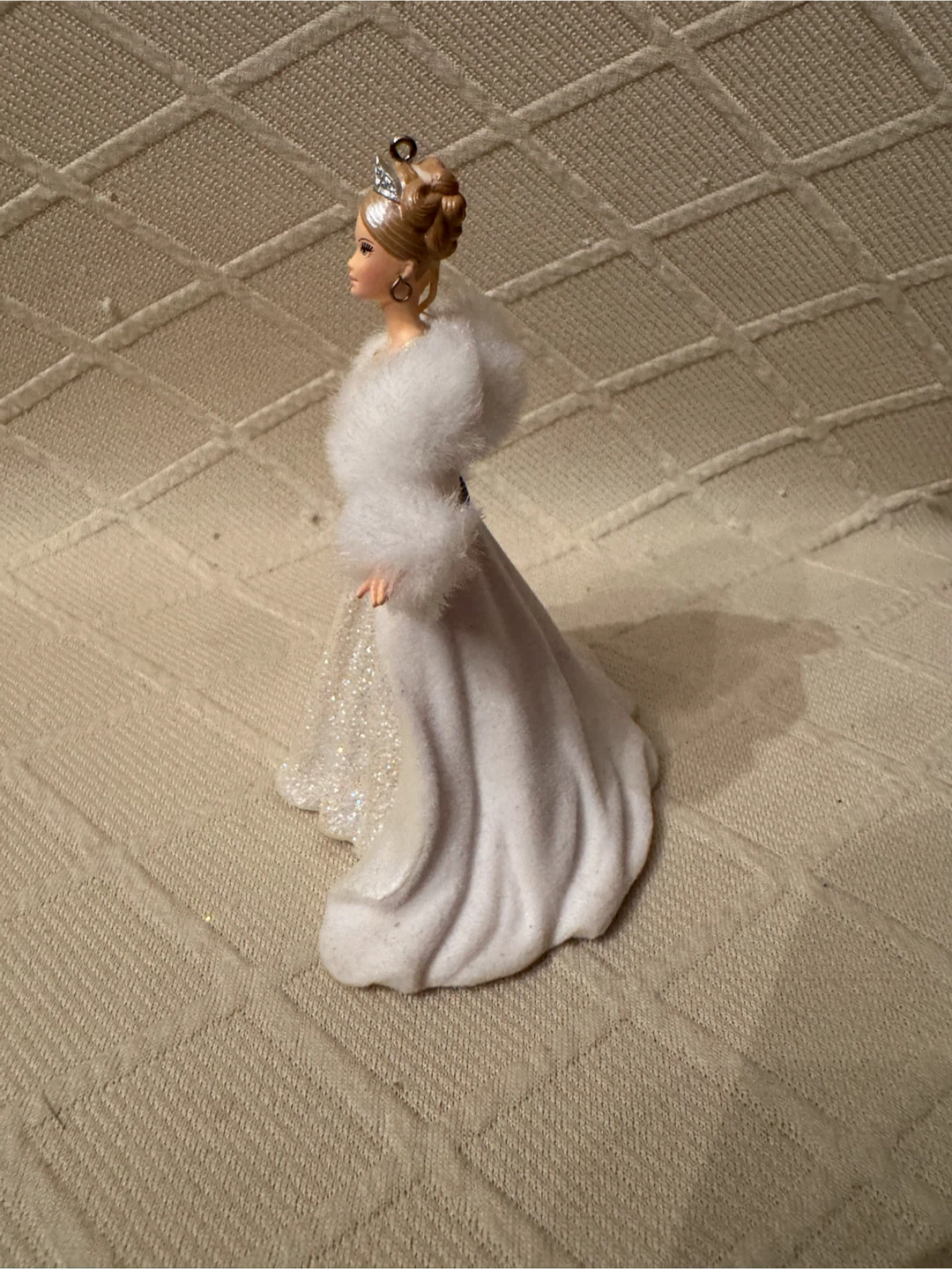 Hallmark Barbie Celebration 2003 Ornament - photo 3