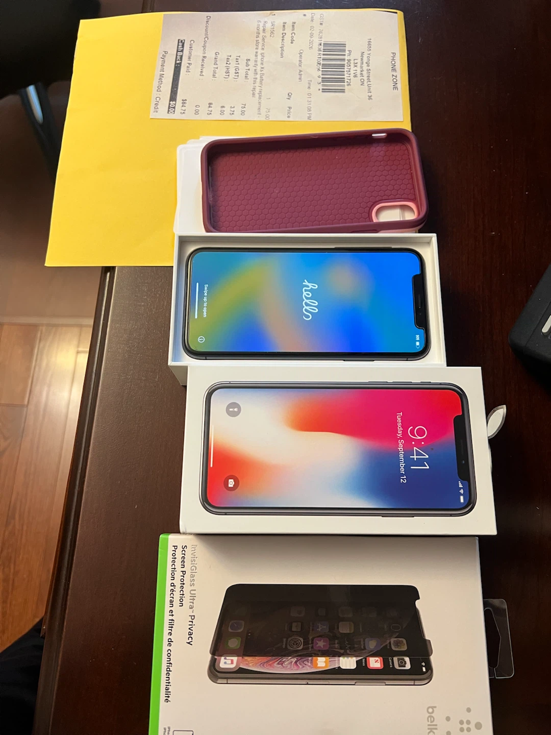 iPhone X - photo 3