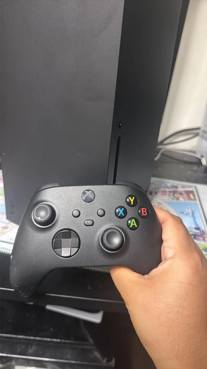 Microsoft Xbox Series X Console - photo 2