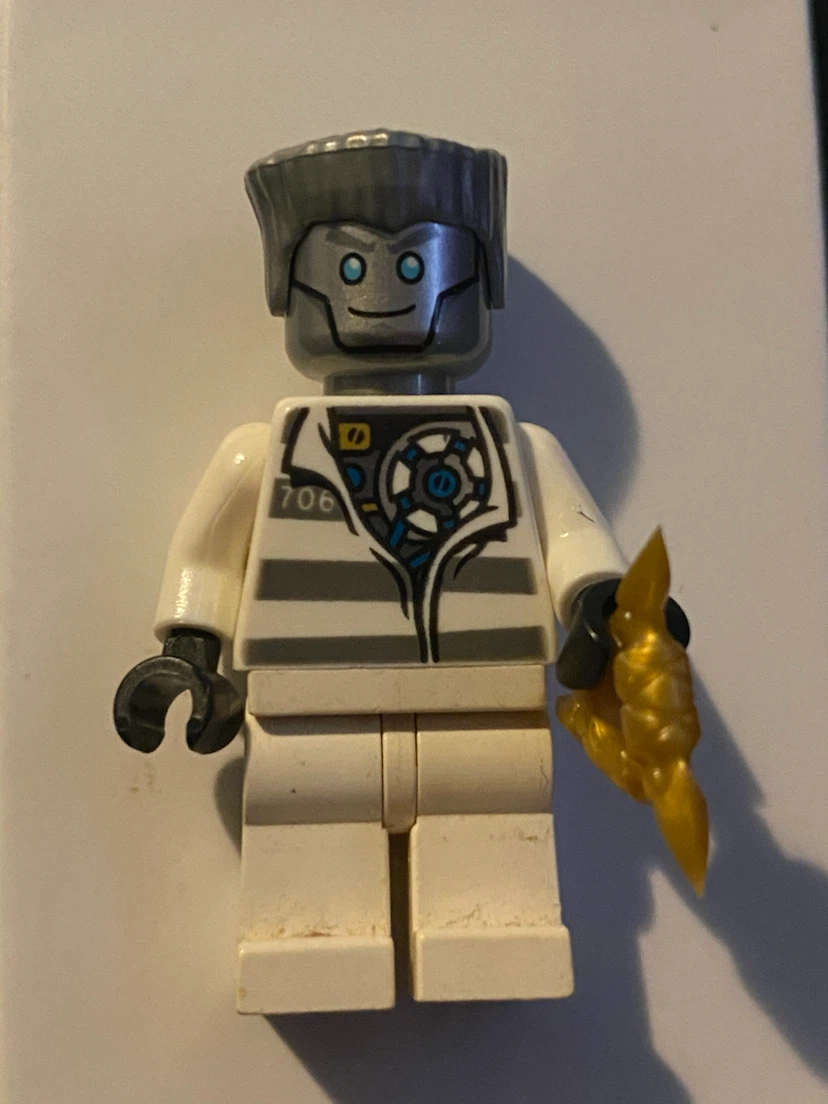 Assorted LEGO Minifigures Collection - photo 5