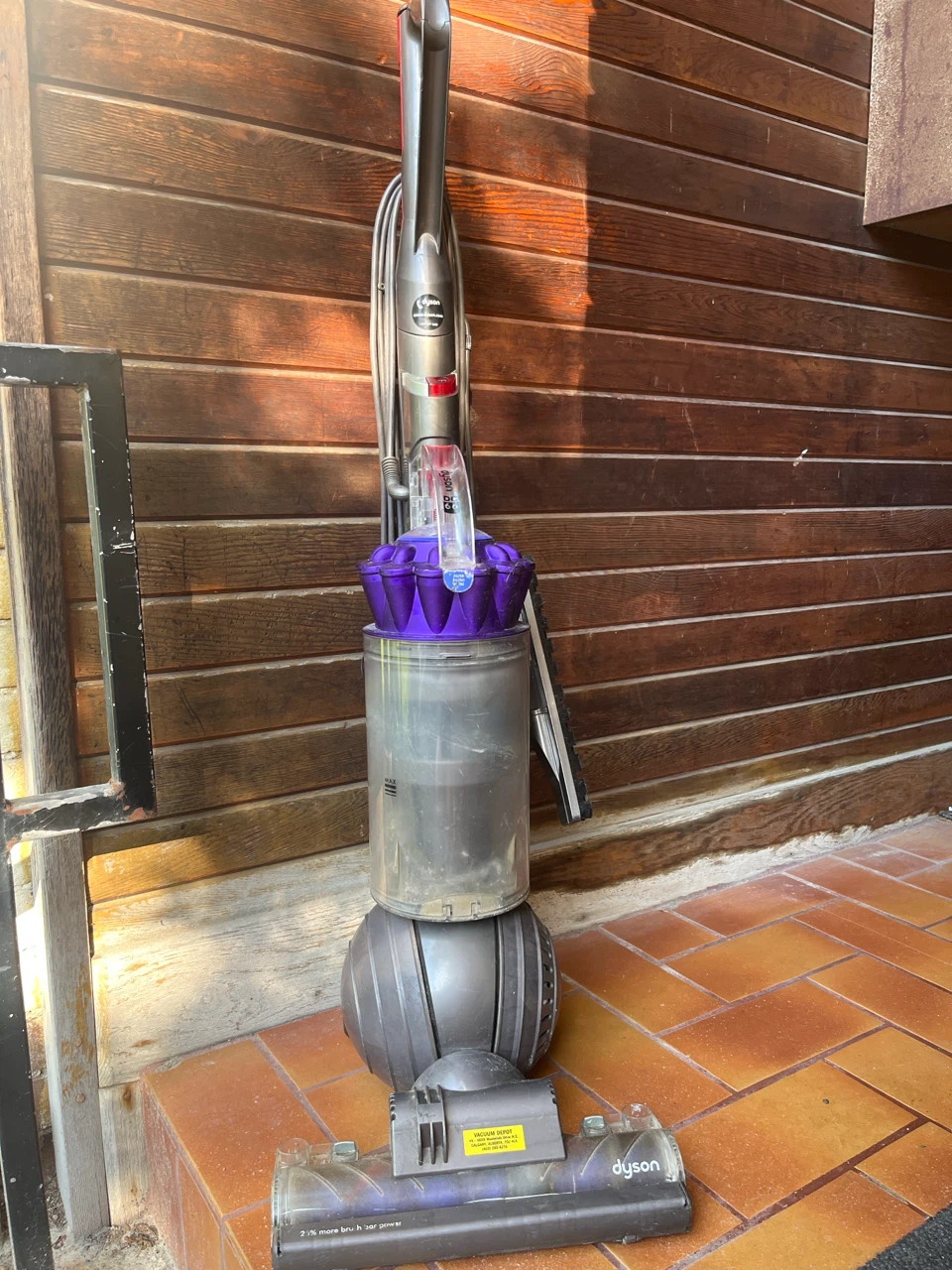 Dyson Ball Animal 2 Vacuum Cleaner - photo 2