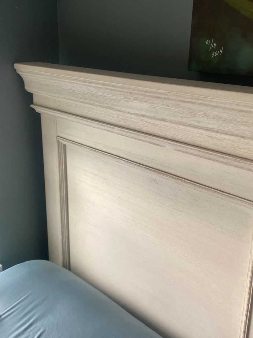 Cream Dresser/bed/aide table paid $4000 selling for $550 - photo 3