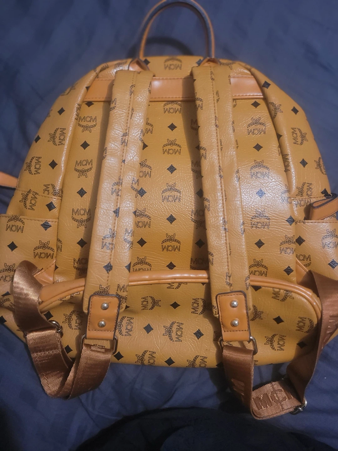 Mcm leather backpack - photo 2